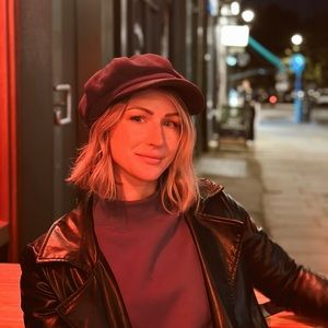 Meet your Posher, Carly